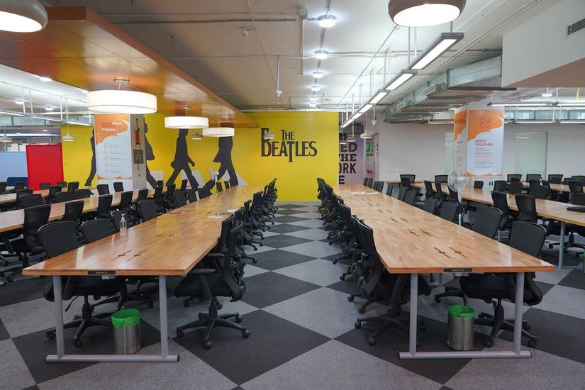 BHIVE Premium HSR Campus